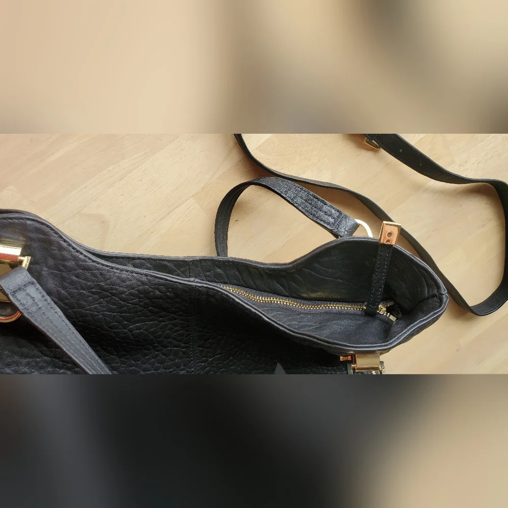 NEW Vince Camuto Genuine Pebble Leather "Riley" Tote Crossbody Bag Purse Black - Picture 10 of 16